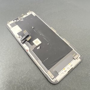 iPhone11　フロントパネル交換