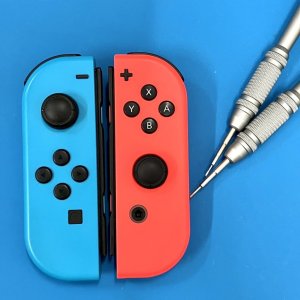 Nintendo Switch ジョイコン修理