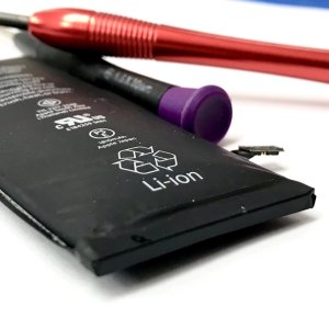 iPhone8 バッテリー交換