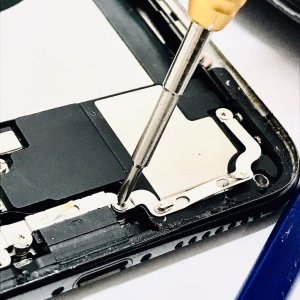 iPhoneX スピーカー修理