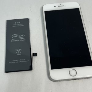 iPhone8 バッテリー交換
