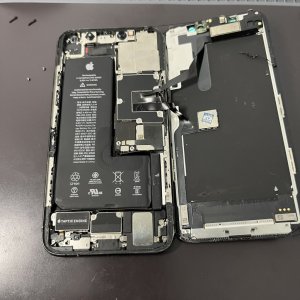 iPhone11 バッテリー交換