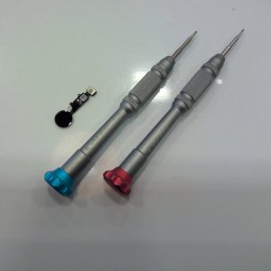 iPhone8ホームボタン交換