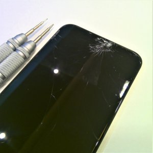 iPhone11 液晶交換