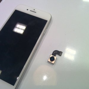 iPhoneSE2アウトカメラ交換