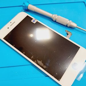 iPhone8 液晶交換