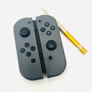 任天堂Switch ジョイコン修理