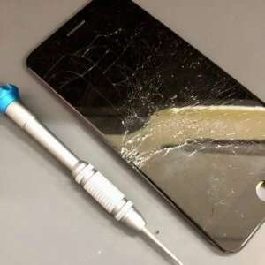 iPhone8Plus 液晶交換