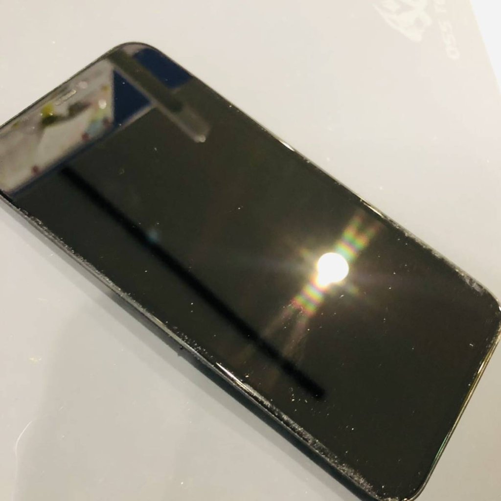 iPhone11 液晶交換