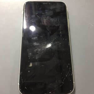 iPhone12 ガラスパネル交換