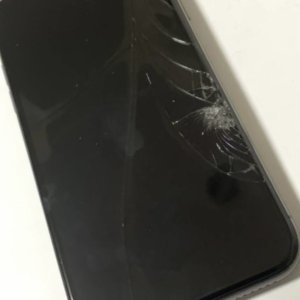 iPhoneXS フロントパネル交換