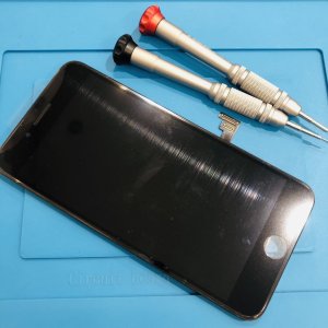 iPhone7Plus 液晶交換