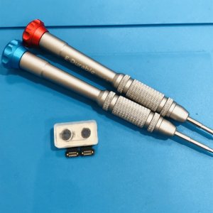 iPhone8Plus アウトカメラ交換