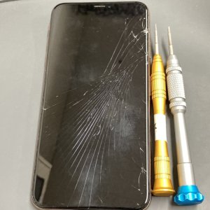 iPhoneXSMAX フロント パネル 交換修理