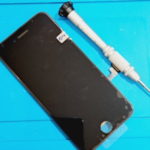 iPhone8 液晶交換