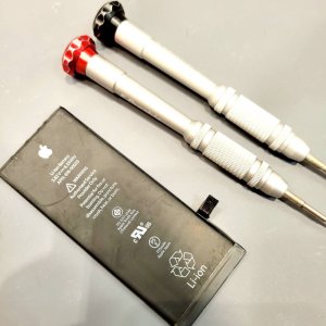 iPhone6S バッテリー交換