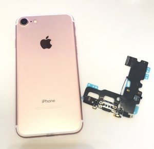 iPhone7 ライトニング修理