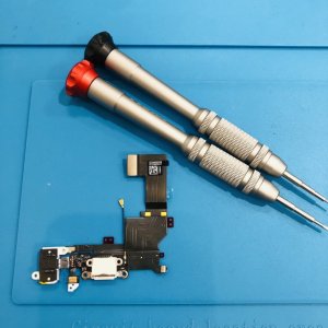 iPhone5S ライトニング交換