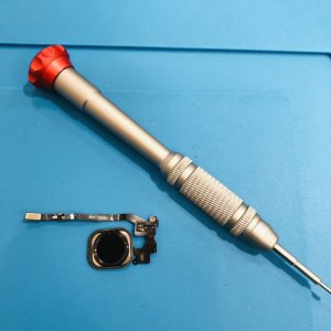 iPhoneSE ホームボタン交換