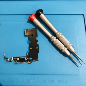 iPhoneSE2 ライトニング交換