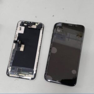 iPhone X  画面暗転 タッチ操作不動 液晶交換