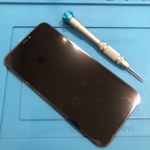 iPhone11ProMAX フロントパネル交換