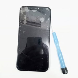 iPhone 11 液晶交換