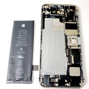 iPhone SE バッテリー交換