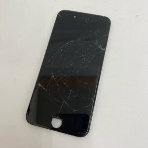 iPhoneSE 第二世代 フロントパネル交換 iPhoneSE2