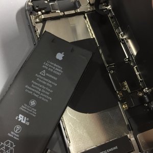 iPhone8 バッテリー交換