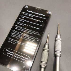 iPhoneXS フロントパネル交換