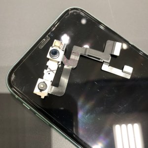 iPhone11 インカメラ交換