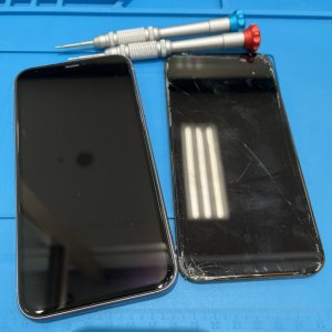 iPhone11 液晶交換