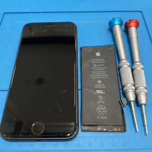iPhone8（アイフォン8） バッテリー交換