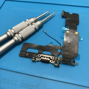 iPhone7Plus ライトニング交換修理