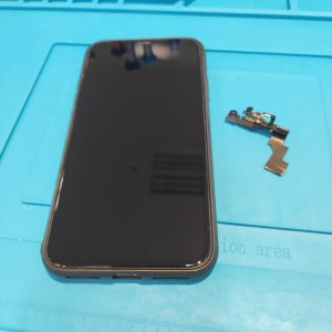 iPhoneXS インカメラ修理