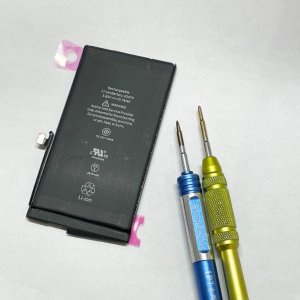 iPhone12 バッテリー交換