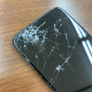 iPhoneXS フロントパネル交換