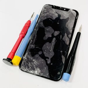 iPhone11液晶交換修理