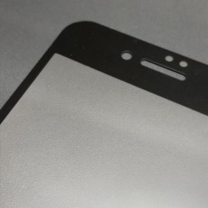 iPhoneSE2 強化ガラス貼り付け