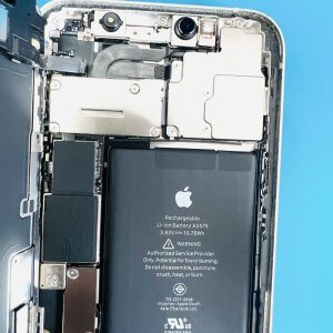 iPhone 12 バッテリー交換