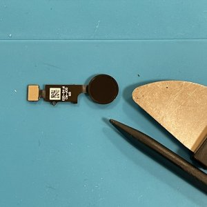 iPhone8Plus ホームボタン交換