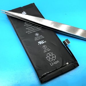 iPhone 8 バッテリー交換