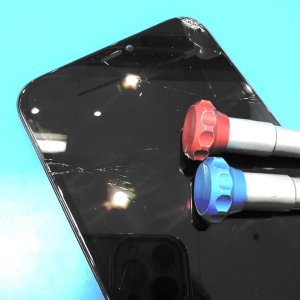 iPhone 11 フロントパネル交換