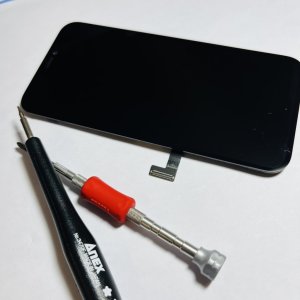 iPhone12 mini 液晶パネル交換 急に画面の一番下の部分のタッチ操作ができなくなり…