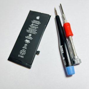 iPhoneSE2 バッテリー交換 購入してから2年経ち…バッテリーの減りが気になる