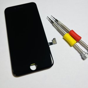 iPhoneSE2 何もしていないのに、急に電源がつかなくなってしまい…