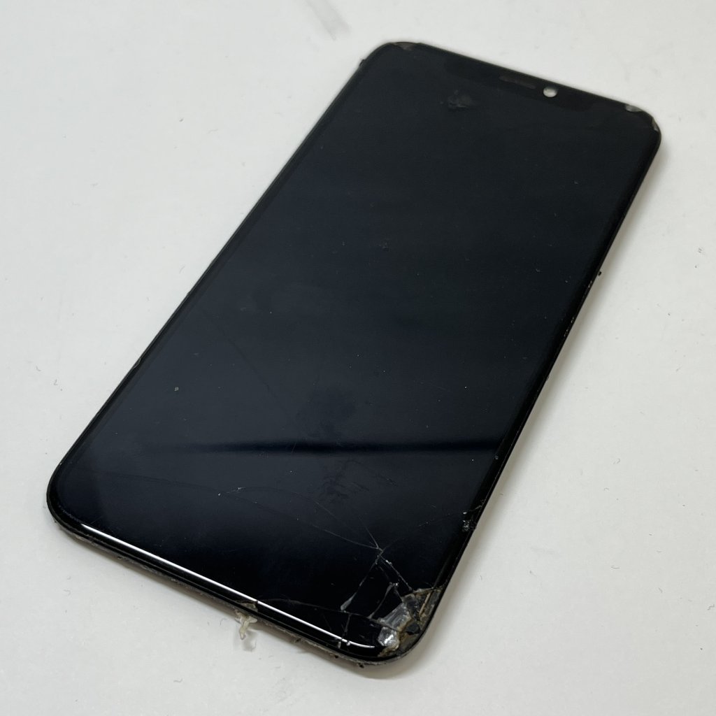 iPhone11 フロントパネル交換