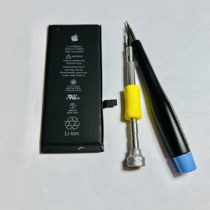 iPhone7 バッテリーの減りが早くなってきたので…