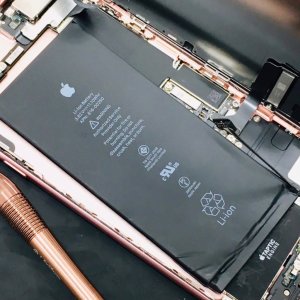 iPhone7Plus バッテリー交換